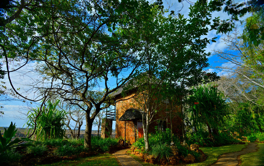 Gorges Lodge Victoria Falls Exterior photo