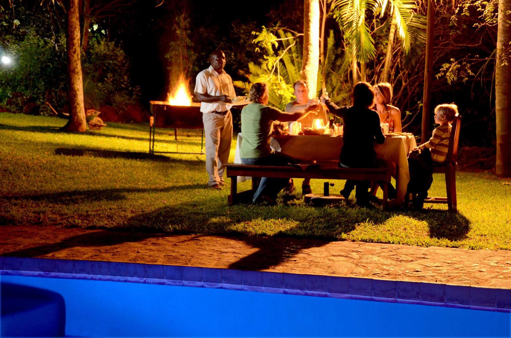 Gorges Lodge Victoria Falls Exterior photo